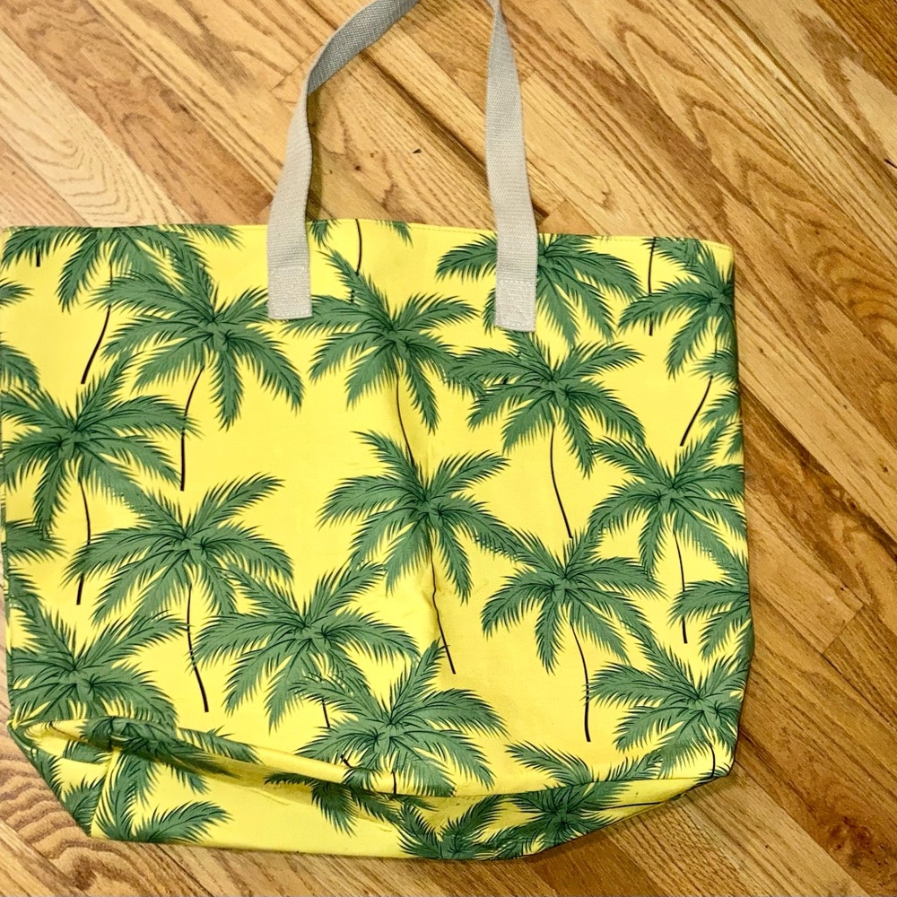 CC Boutique NWOT Large Palm Tote Bag Yellow and Green - Picture 2 of 4